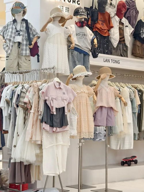 杭州人心心念念的夏季清倉市場 裙子僅40元，套裝60元起