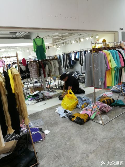東貿(mào)國(guó)際服裝城 開啟國(guó)內(nèi)服裝零售行業(yè)新紀(jì)元